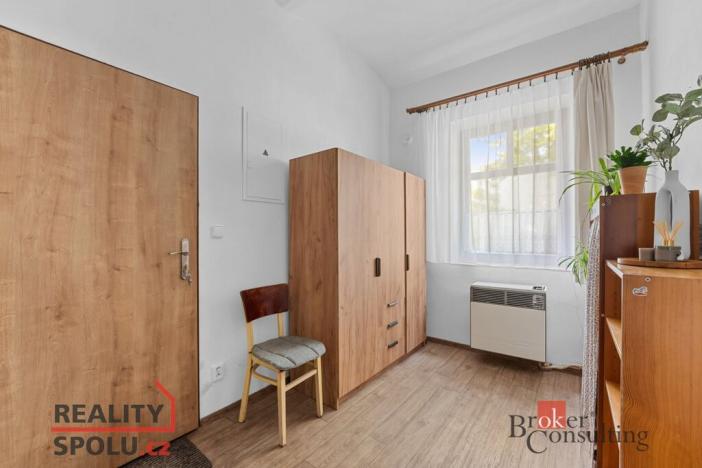 Prodej atypického bytu, Dvůr Králové nad Labem, Klazarova, 390 m2