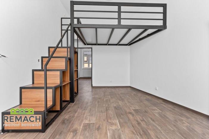 Pronájem bytu 1+1, Náchod, Riegrova, 42 m2