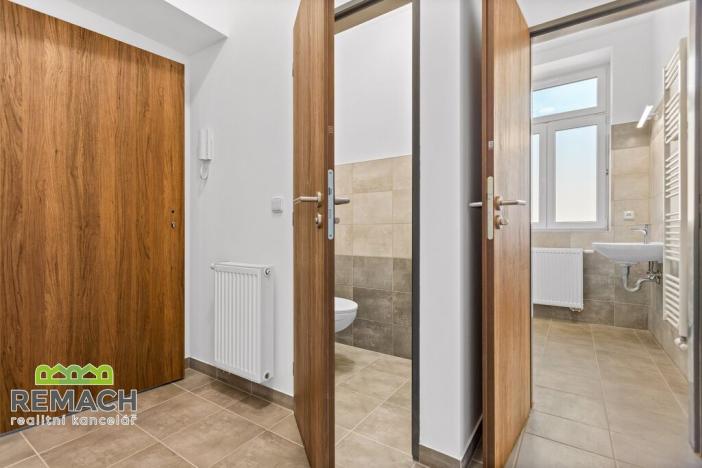 Pronájem bytu 1+1, Náchod, Riegrova, 42 m2