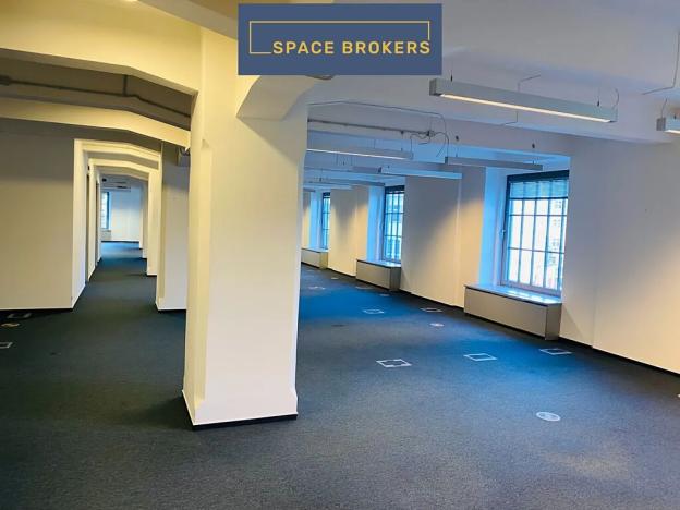 Pronájem kanceláře, Praha - Holešovice, Jankovcova, 380 m2