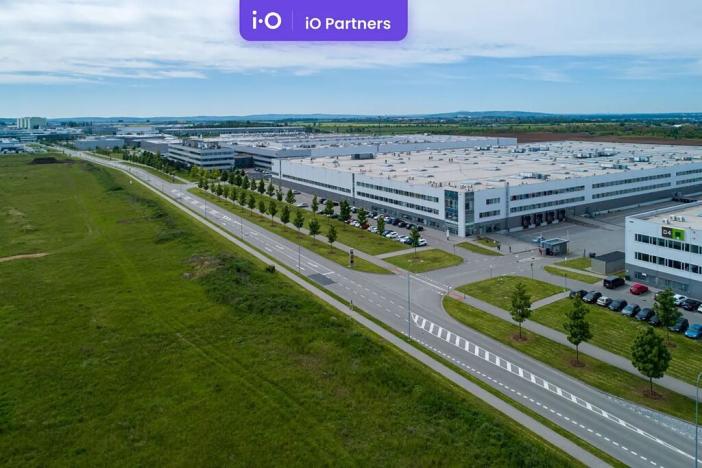 Pronájem skladu, Brno, Tuřanka, 22278 m2