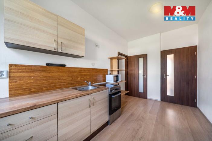 Pronájem bytu 2+1, Poběžovice, Nádražní, 60 m2