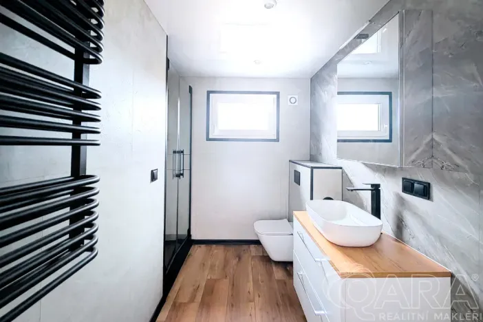 Prodej mobilheimu, Praha, 55 m2