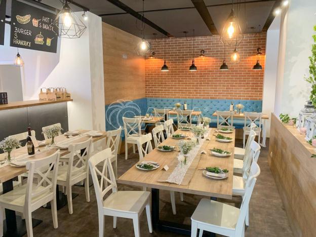 Pronájem restaurace, Chvalšiny, 140 m2