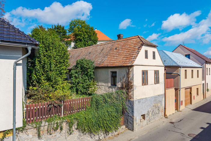 Prodej rodinného domu, Dobrovice, 9. května, 100 m2