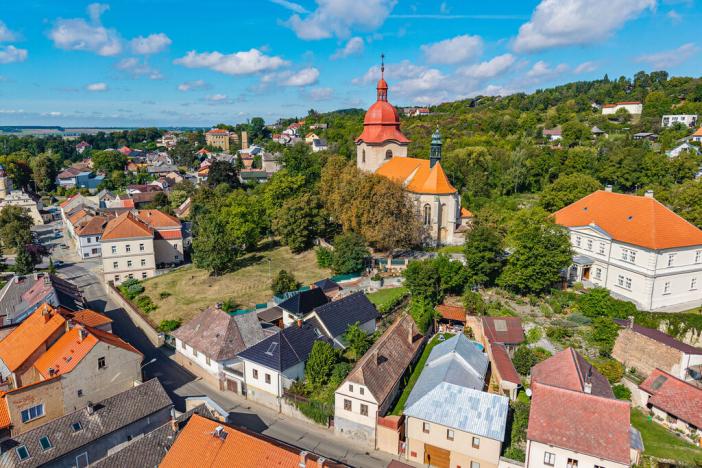 Prodej rodinného domu, Dobrovice, 9. května, 100 m2