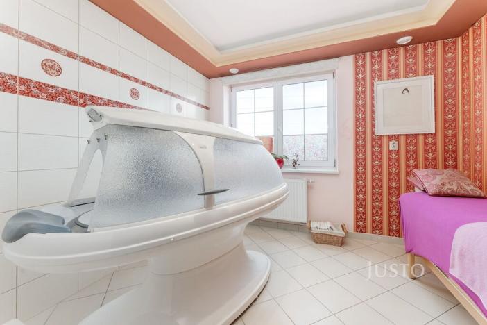 Prodej kanceláře, Uherské Hradiště, V Zahradách, 474 m2