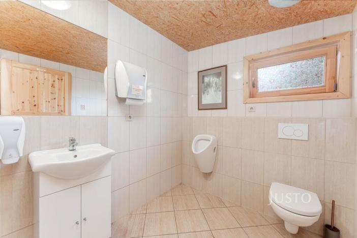 Prodej kanceláře, Uherské Hradiště, V Zahradách, 474 m2