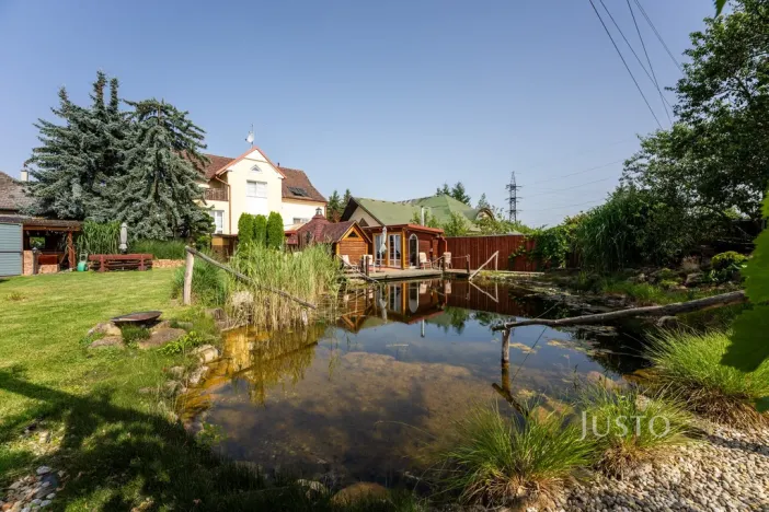 Prodej kanceláře, Uherské Hradiště, V Zahradách, 474 m2