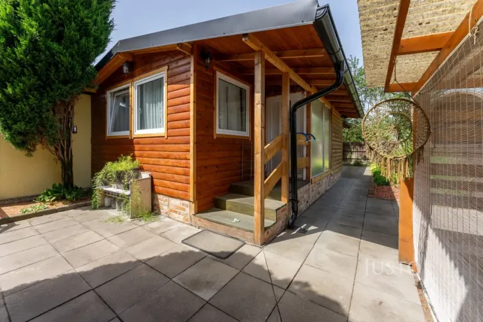 Prodej kanceláře, Uherské Hradiště, V Zahradách, 474 m2