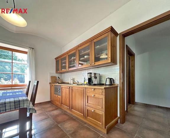 Prodej rodinného domu, Holetín, 800 m2