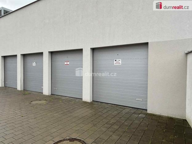 Pronájem garáže, Luhačovice, Masarykova, 15 m2