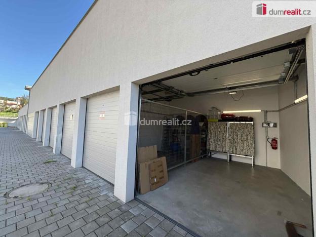 Pronájem garáže, Luhačovice, Masarykova, 15 m2