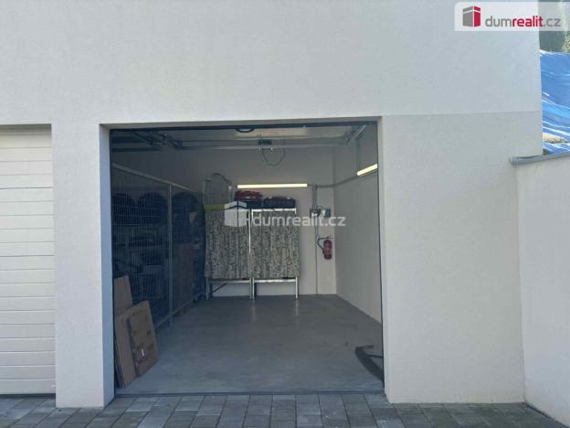 Pronájem garáže, Luhačovice, Masarykova, 15 m2