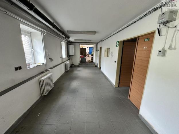 Pronájem výrobních prostor, Hrob - Verneřice, 365 m2