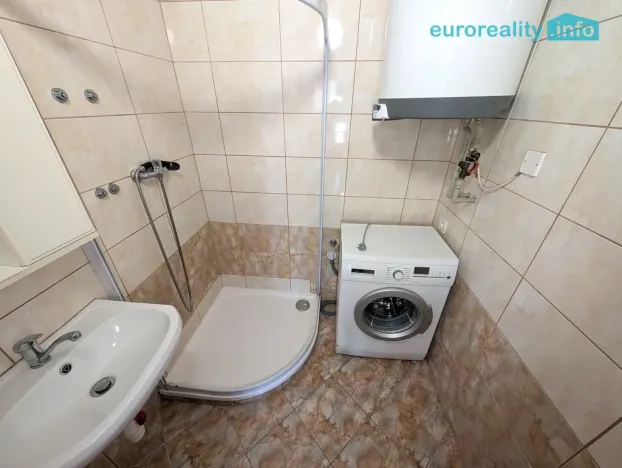 Prodej bytu 3+1, Vejprnice, Plzeňská, 72 m2