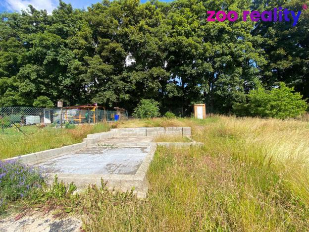 Pronájem zahrady, Chomutov, 351 m2