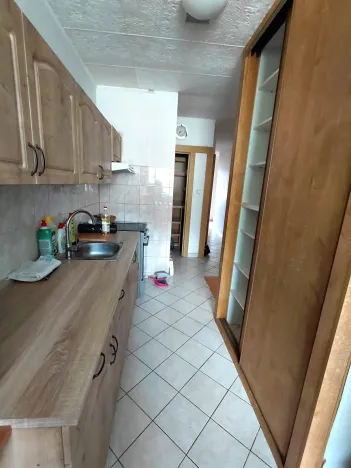 Prodej bytu 3+1, Praha - Horní Počernice, Lhotská, 73 m2