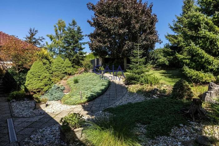 Prodej rodinného domu, Strážovice, 354 m2