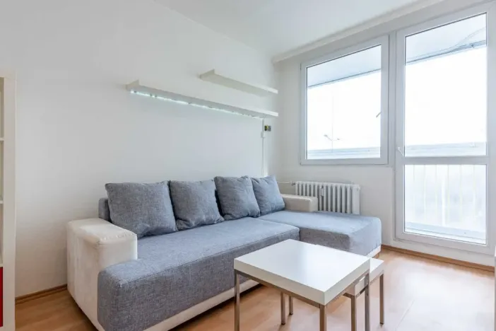 Pronájem bytu 2+kk, Praha - Řepy, Makovského, 40 m2