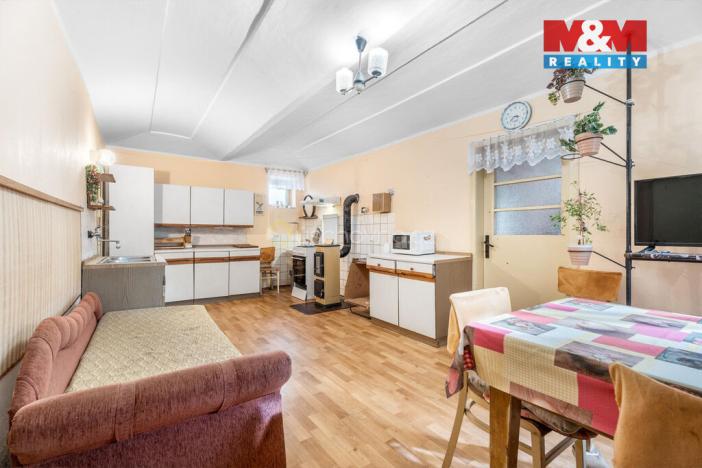 Prodej rodinného domu, Spomyšl, 350 m2