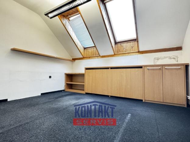 Pronájem kanceláře, České Budějovice - České Budějovice 7, Lidická tř., 361 m2