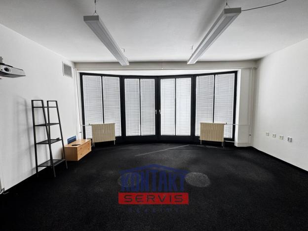 Pronájem kanceláře, České Budějovice - České Budějovice 7, Lidická tř., 361 m2
