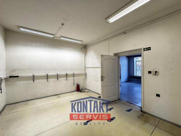 Pronájem kanceláře, České Budějovice - České Budějovice 7, Lidická tř., 361 m2