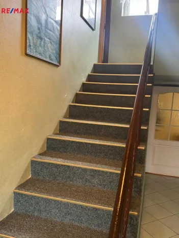 Prodej rodinného domu, Roštění, 400 m2