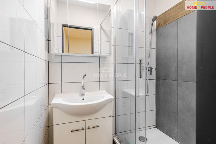 Prodej bytu 3+1, Karlovy Vary - Stará Role, Okružní, 65 m2