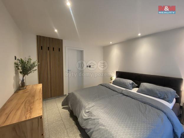 Prodej rodinného domu, Mikulovice, 200 m2