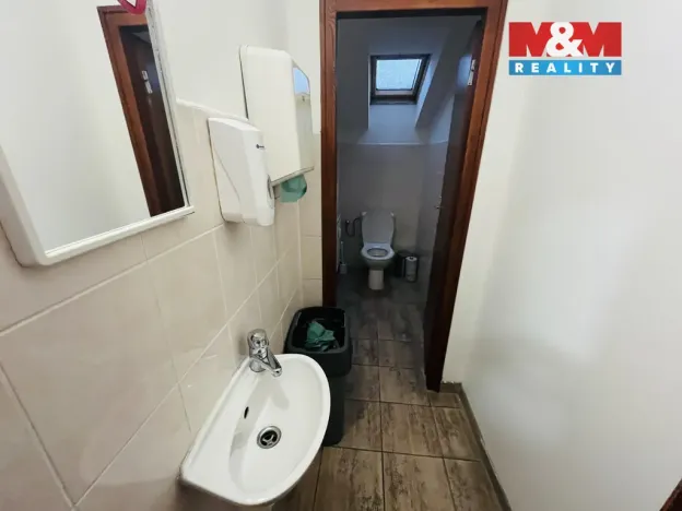 Pronájem kanceláře, Český Těšín, Dvořákova, 16 m2