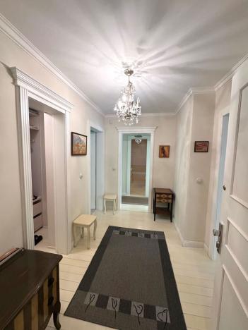 Prodej bytu 4+1, Karlovy Vary, Mariánskolázeňská, 130 m2