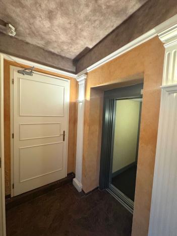 Prodej bytu 4+1, Karlovy Vary, Mariánskolázeňská, 130 m2