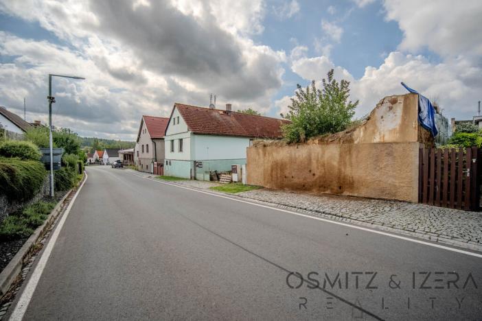 Prodej pozemku pro bydlení, Milínov, 712 m2