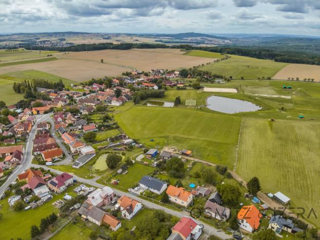 Prodej pozemku pro bydlení, Milínov, 712 m2