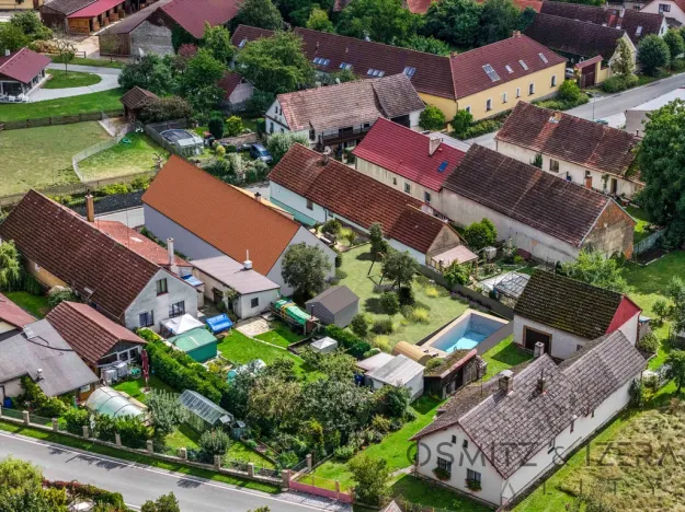 Prodej pozemku pro bydlení, Milínov, 712 m2