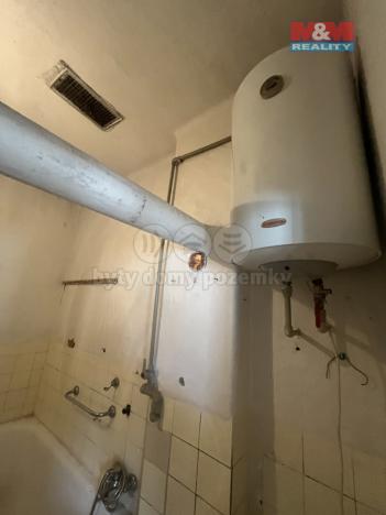 Prodej rodinného domu, Křinec, Dr. Chmelaře, 59 m2