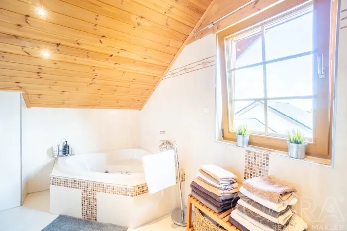 Prodej rodinného domu, Loučná pod Klínovcem - Loučná, 195 m2