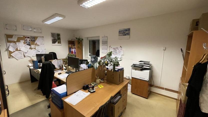 Pronájem obchodního prostoru, Jirny, Tovární, 456 m2