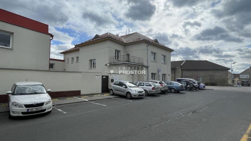 Pronájem obchodního prostoru, Jirny, Tovární, 456 m2