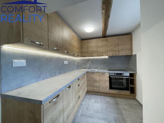 Prodej rodinného domu, Melč, 200 m2