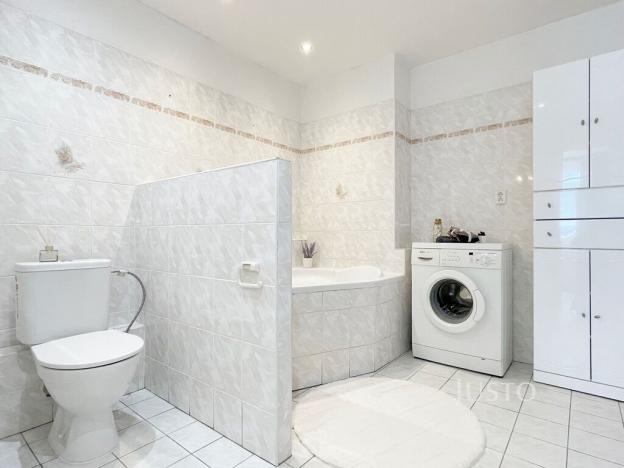 Prodej bytu 3+1, Praha, Černého, 60 m2