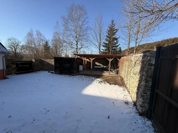 Prodej zemědělské usedlosti, Sněžné, 200 m2