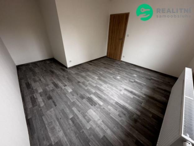 Prodej bytu 3+kk, Dolní Dobrouč, Dolní Dobrouč, 68 m2