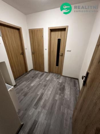 Prodej bytu 3+kk, Dolní Dobrouč, Dolní Dobrouč, 68 m2