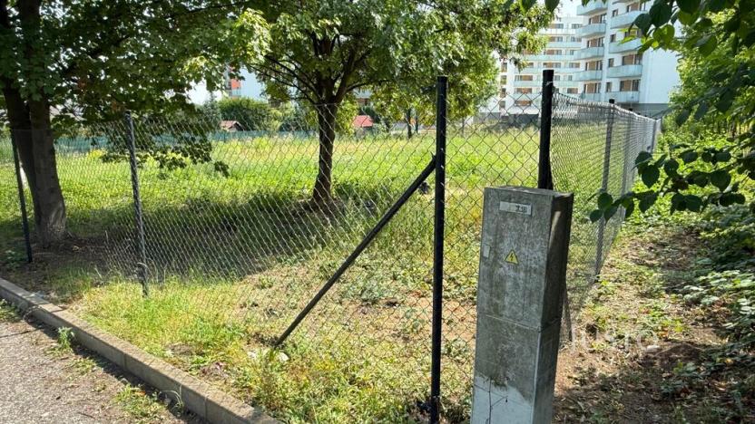 Pronájem zahrady, Teplice, Osiková, 2008 m2