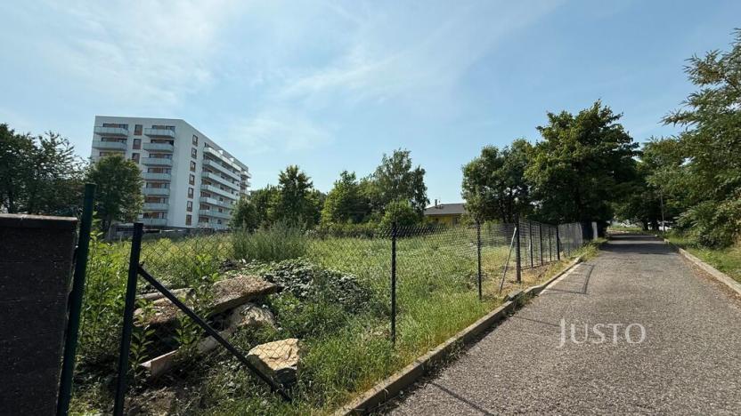 Pronájem zahrady, Teplice, Osiková, 2008 m2