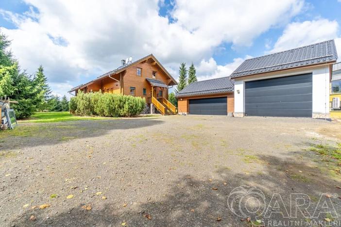 Prodej rodinného domu, Loučná pod Klínovcem, 195 m2