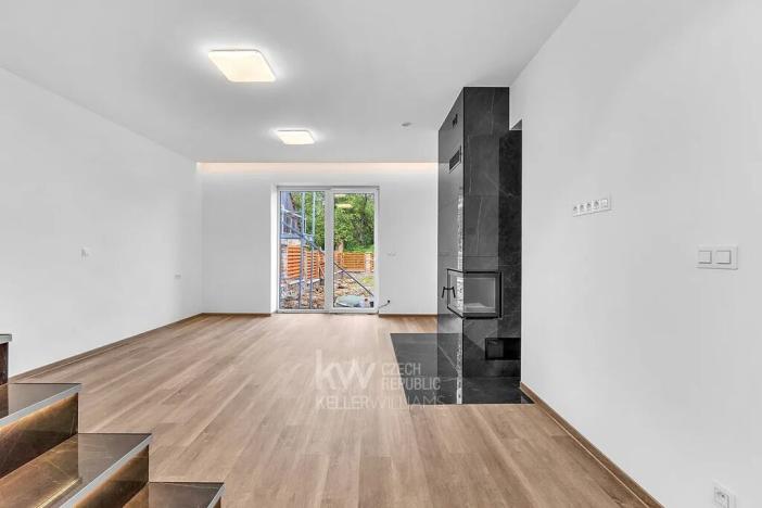 Prodej rodinného domu, Vykáň, 214 m2